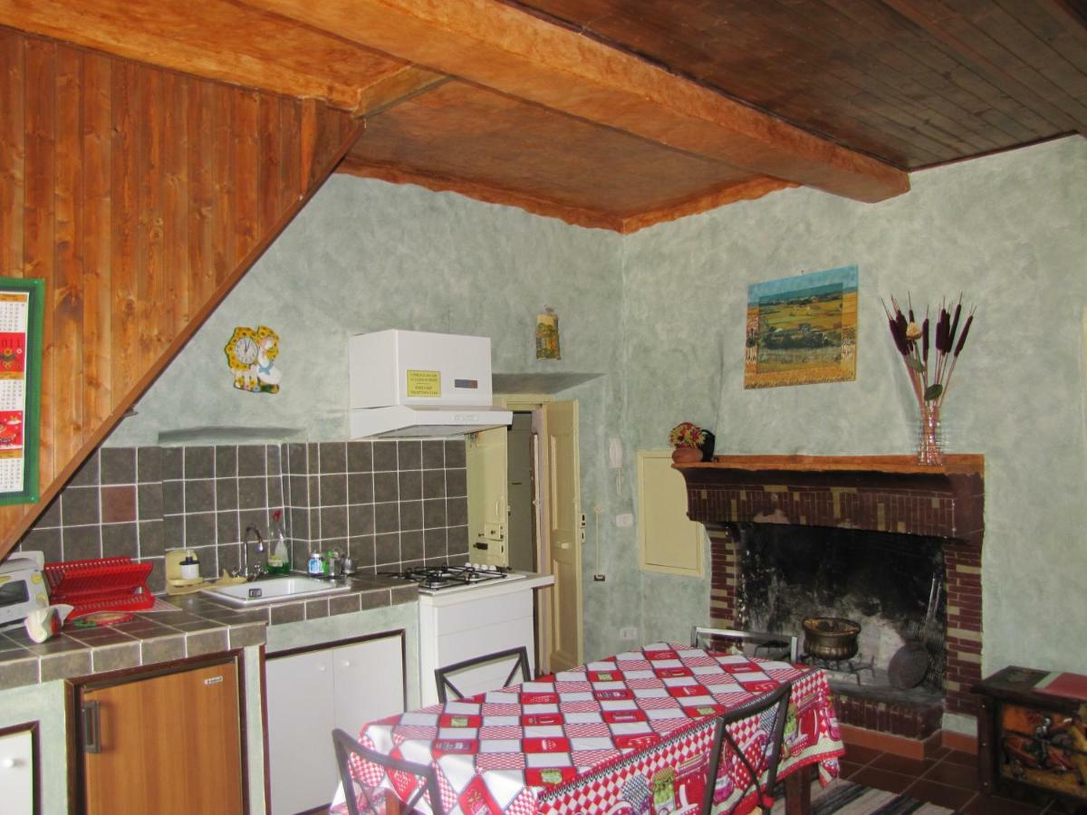 Maison Dina Collepardo Bagian luar foto